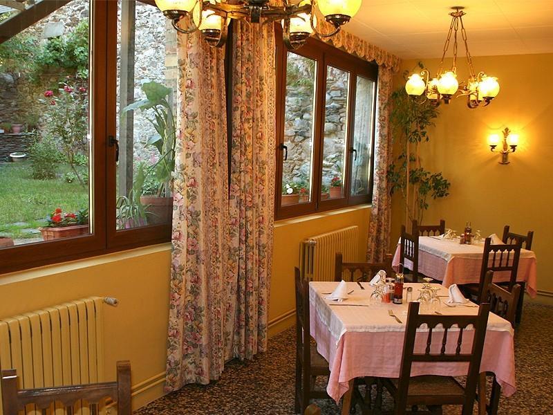 Hôtel Fonda Agusti à Esterri d'Àneu Extérieur photo